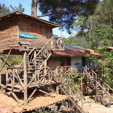 Hostel Kadir's Tree Kemer