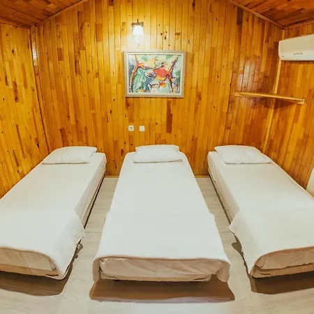Hostel Kadir's Tree Kemer