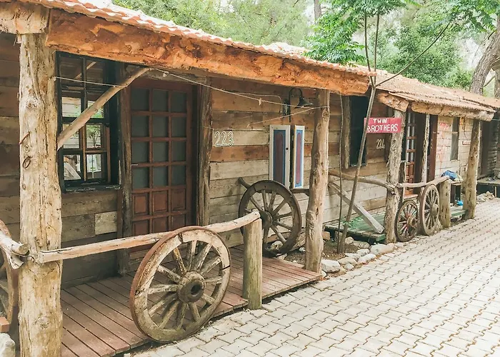 Kadir's Tree Hostel Olympos